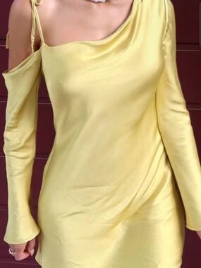 Shona Joy Sofia Asymmetrical Mini Dress Yellow Satin Size 4 Wedding Guest